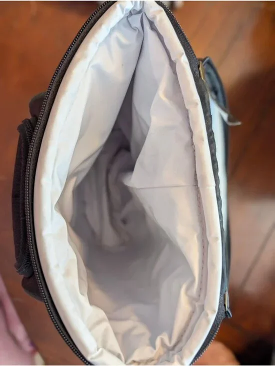 Leed's Golf Black & Green Insulated Golf Bag Shaped Cooler Bag - Picture 7 of 9